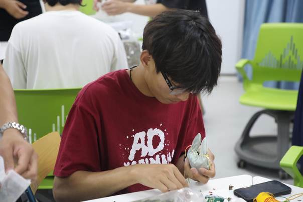 9e10a6666cb9c35bfffbaec1e7150d9